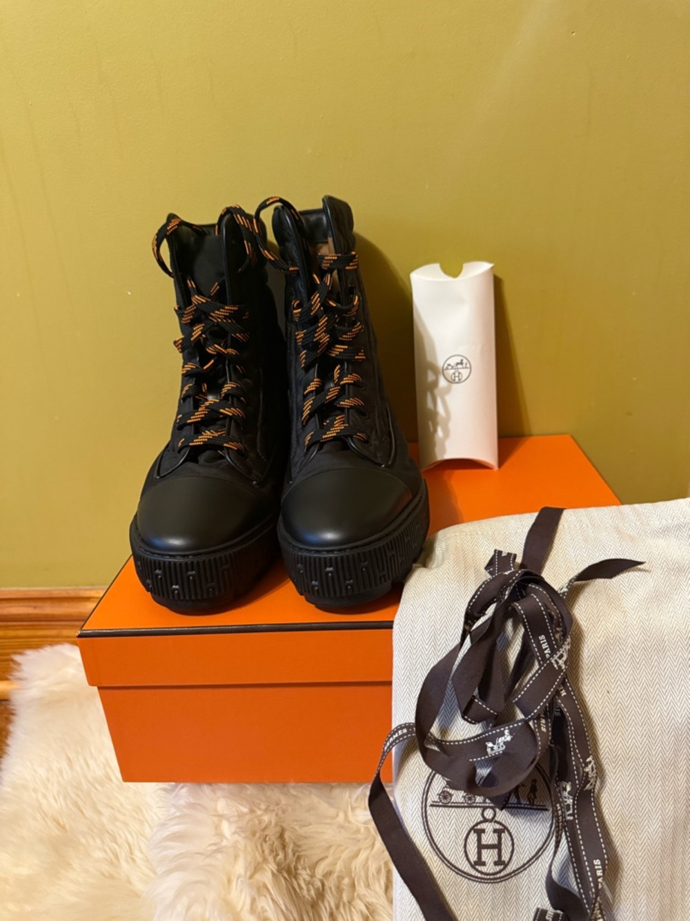 SOLD ❗️HERMES FRESH BOOTS AUTHENTIC